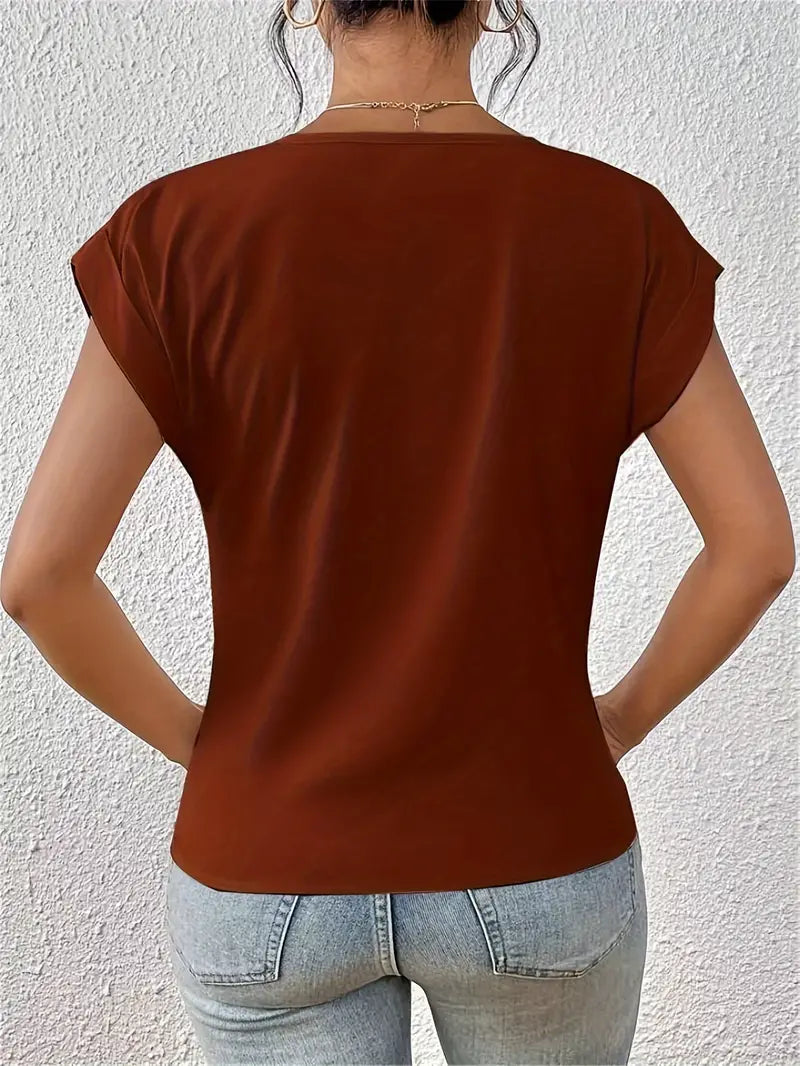 LAYLA | THE PERFECT V-NECK TOP FOR WOMAN