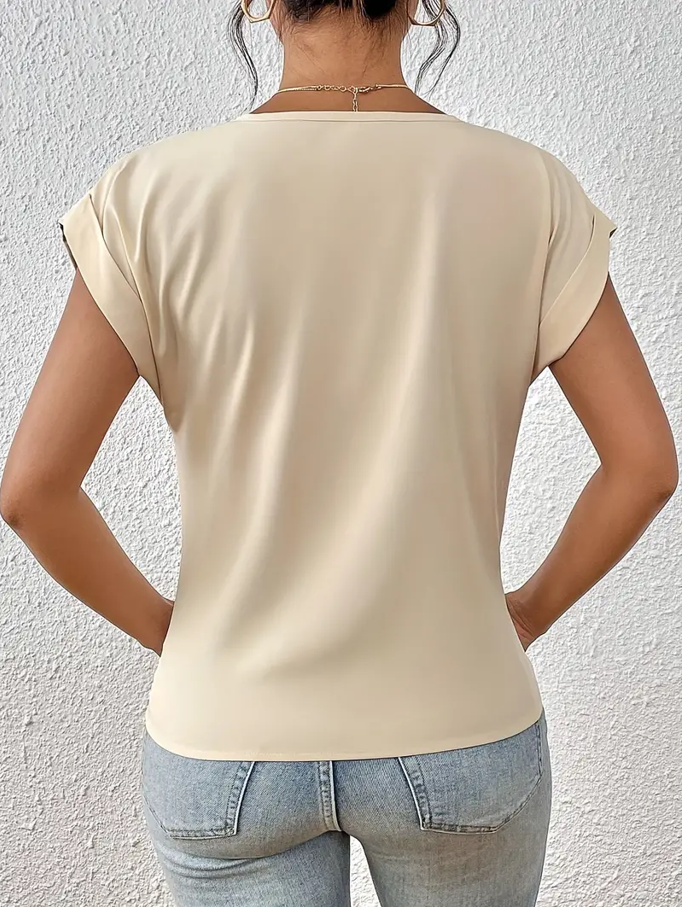 LAYLA | THE PERFECT V-NECK TOP FOR WOMAN